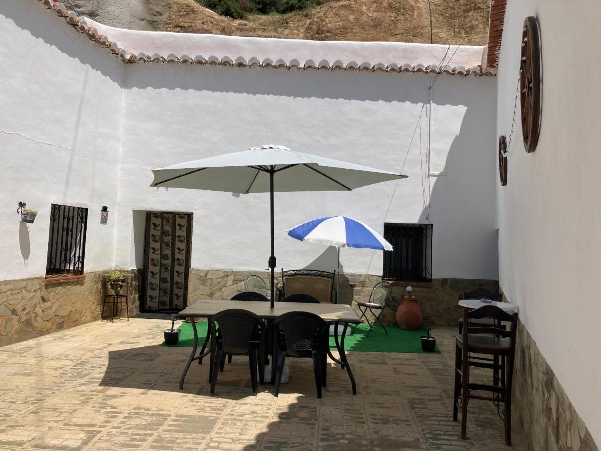 הוילה Casa Cueva Rural Estacion De גואדיקס מראה חיצוני תמונה
